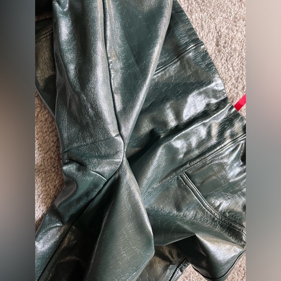 SPANX Faux Patent Leather Leggings - Picture 5 of 6